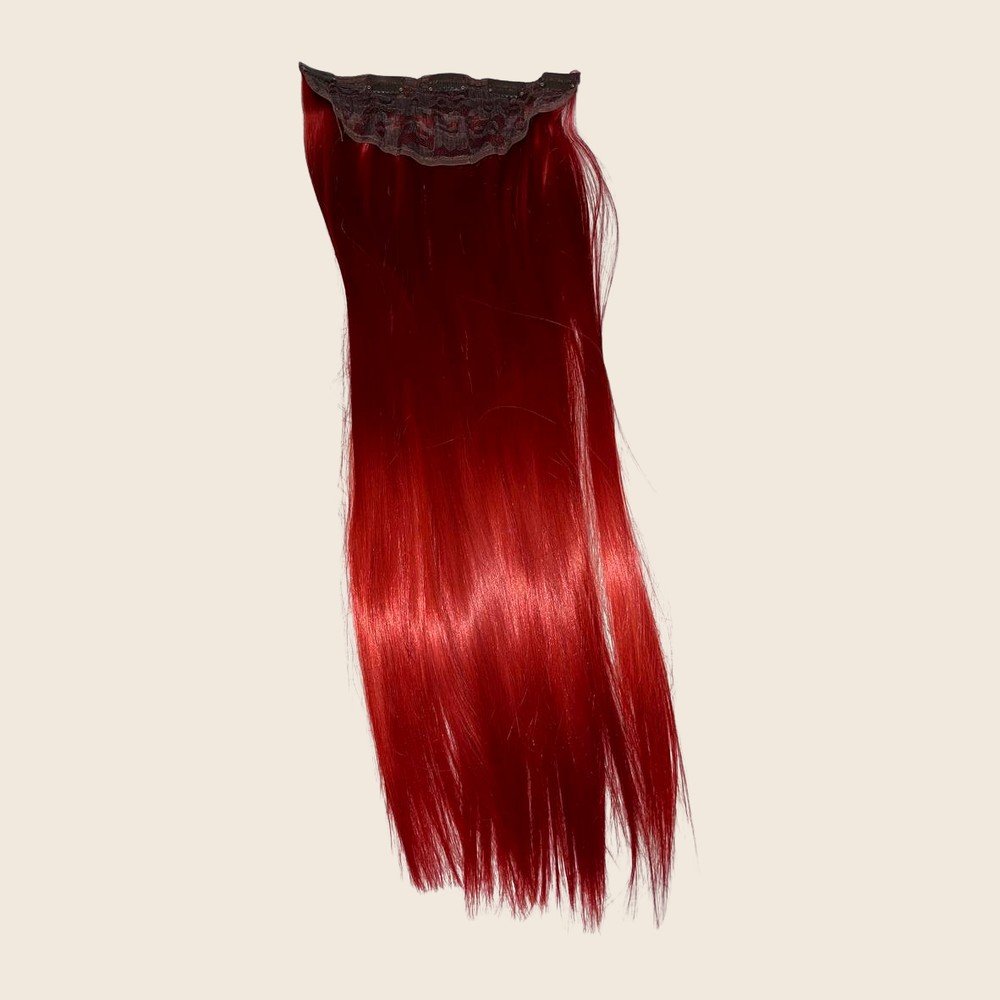 Cabelo liso vermelho